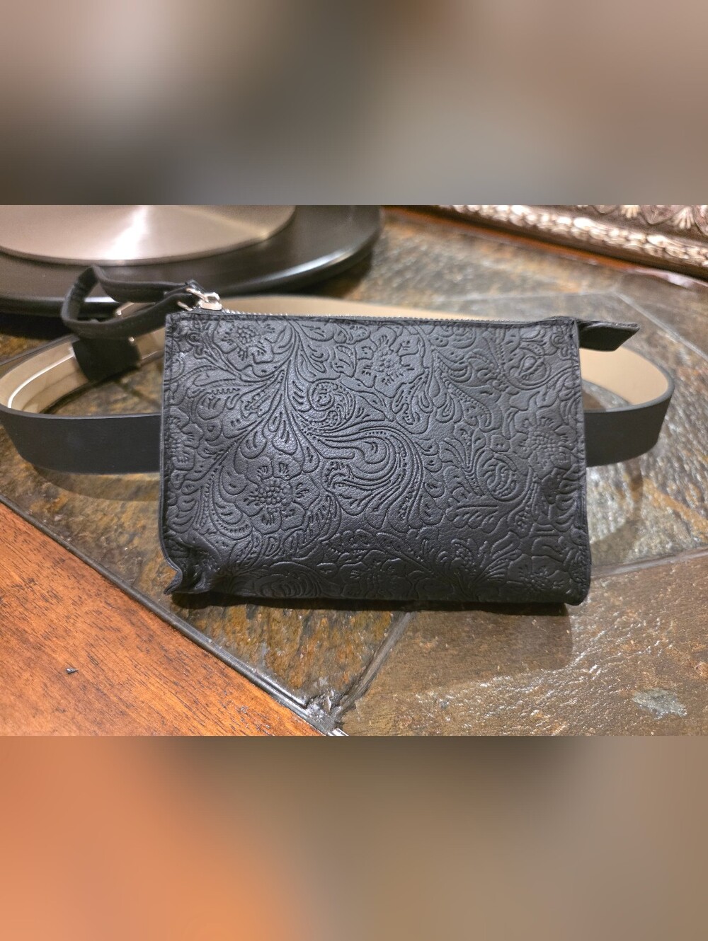 Stone Mountain Black Leather Belted Waist Bag. Tooled Floral Design. Belt Sz Med